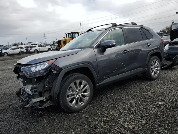 2T3A1RFV9MC181112 2021 TOYOTA RAV 4 - Image 1