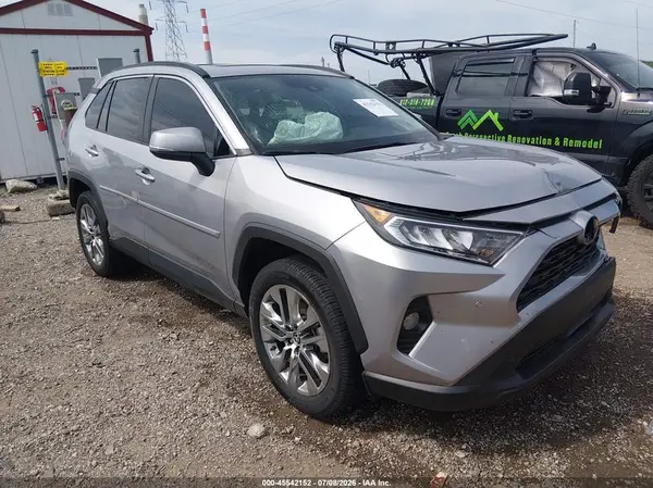 2T3A1RFV9MC255502 2021 TOYOTA RAV 4 - Image 1