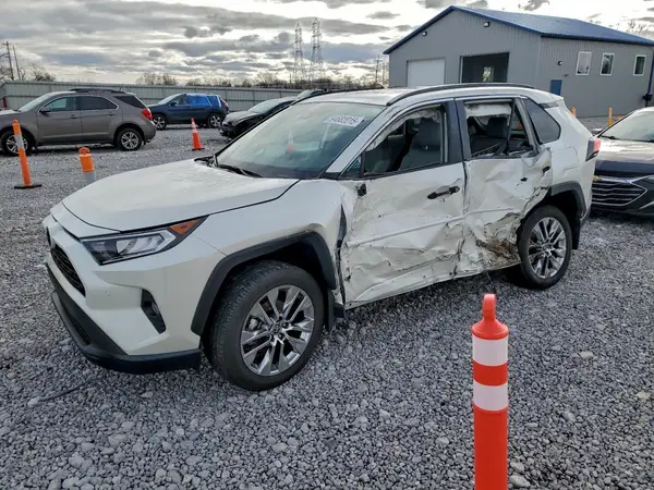 2T3A1RFV9MW230470 2021 TOYOTA RAV 4 - Image 1