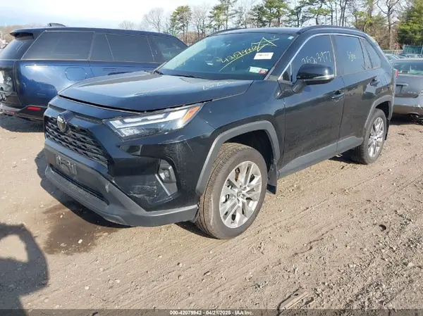 2T3A1RFV9PC335936 2023 TOYOTA RAV 4 - Image 2