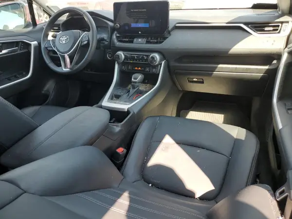 2T3A1RFV9PC390368 2023 TOYOTA RAV 4 - Image 8