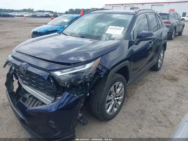 2T3A1RFV9PW360592 2023 TOYOTA RAV 4 - Image 2