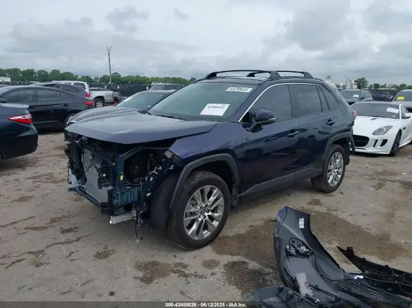 2T3A1RFV9SW496696 2025 TOYOTA RAV 4 - Image 2