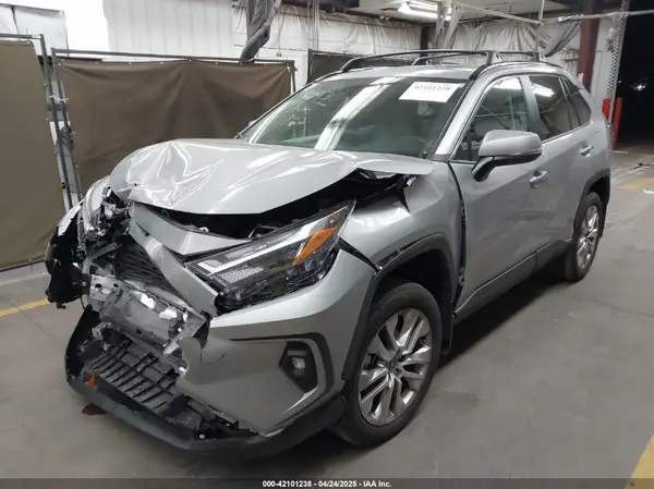 2T3A1RFV9SW522259 2025 TOYOTA RAV 4 - Image 2