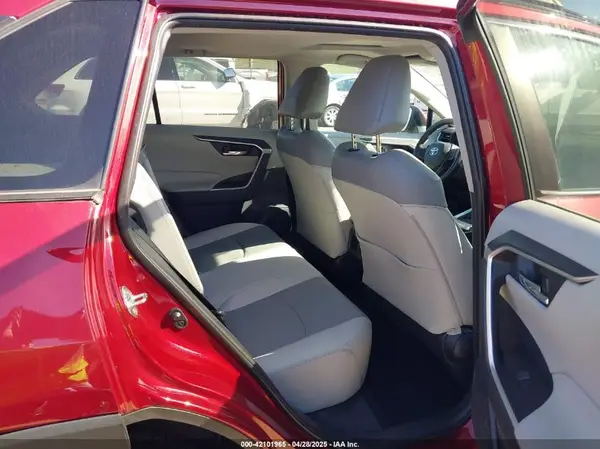 2T3A1RFVXKC026386 2019 TOYOTA RAV 4 - Image 8