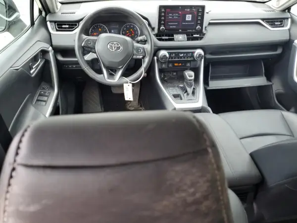 2T3A1RFVXKW023048 2019 TOYOTA RAV 4 - Image 8