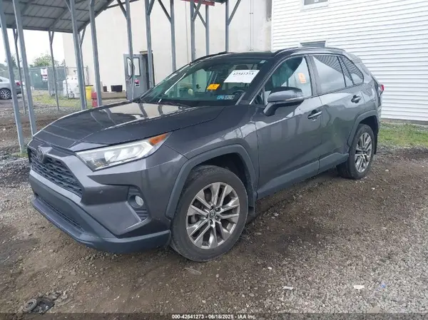 2T3A1RFVXKW053134 2019 TOYOTA RAV 4 - Image 2