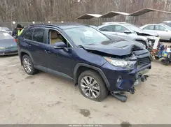 2T3A1RFVXKW072105 2019 TOYOTA RAV 4
