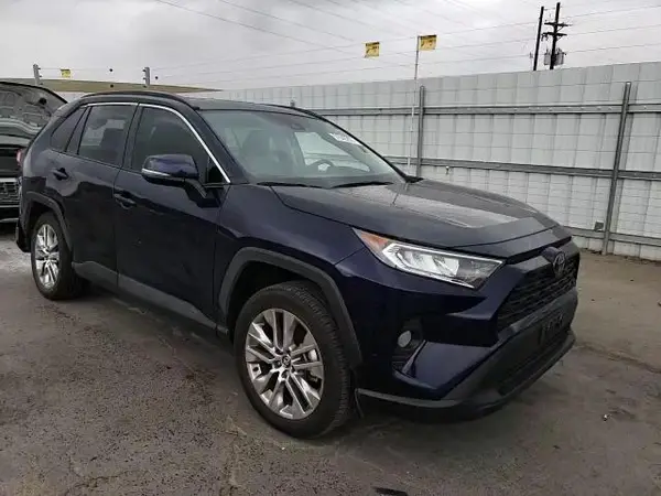 2T3A1RFVXMC146207 2021 TOYOTA RAV 4 - Image 1