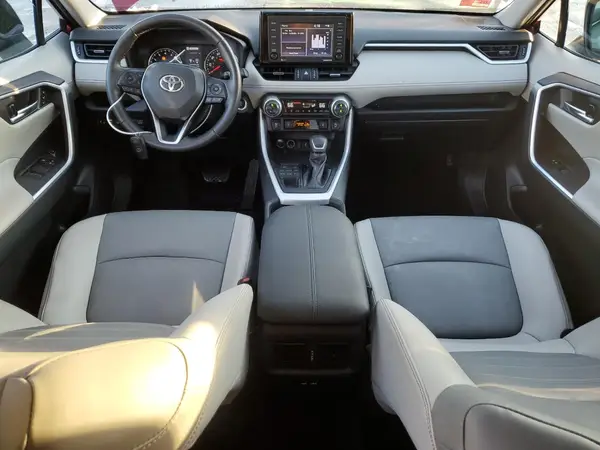 2T3A1RFVXMW189556 2021 TOYOTA RAV 4 - Image 8