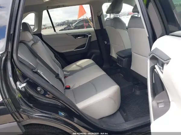 2T3A1RFVXPC350896 2023 TOYOTA RAV 4 - Image 8