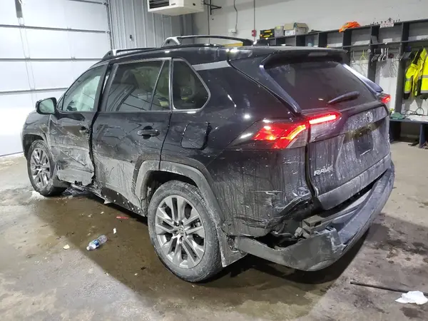 2T3A1RFVXPC372350 2023 TOYOTA RAV 4 - Image 2