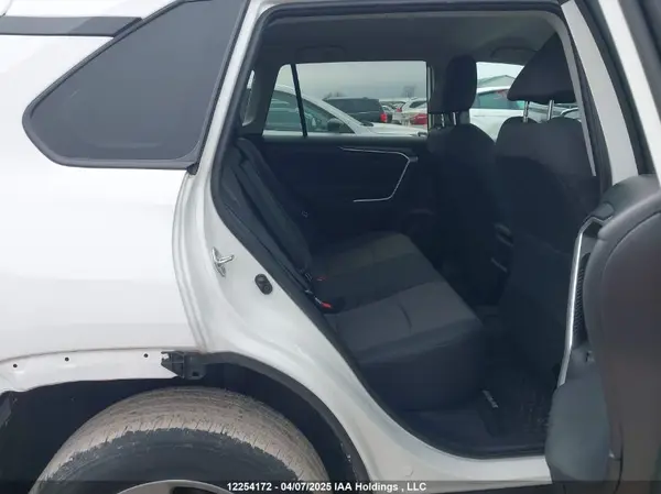2T3B1RFV0KC058008 2019 TOYOTA RAV 4 - Image 8