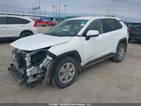 2T3B1RFV1NC305587 2022 TOYOTA RAV 4 - Image 2