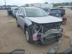 2T3B1RFV2KC057118 2019 TOYOTA RAV 4