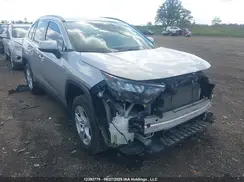 2T3B1RFV2KW017796 2019 TOYOTA RAV 4