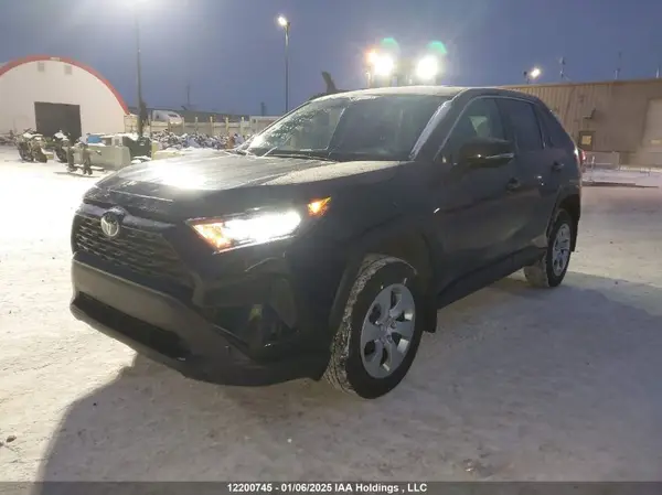 2T3B1RFV3NW303824 2022 TOYOTA RAV 4 - Image 2