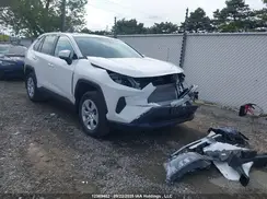 2T3B1RFV3RC468215 2024 TOYOTA RAV 4