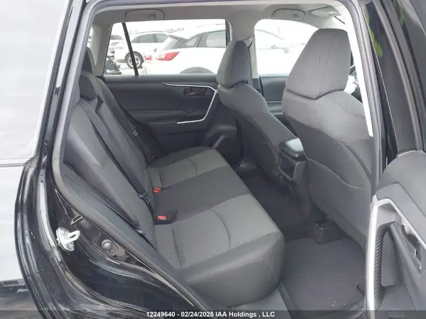 2T3B1RFV4MC243245 2021 TOYOTA RAV 4 - Image 8