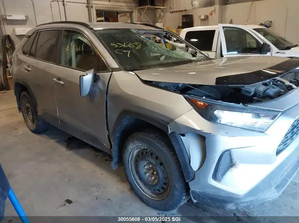 2T3B1RFV8KC005220 2019 TOYOTA RAV 4 - Image 1