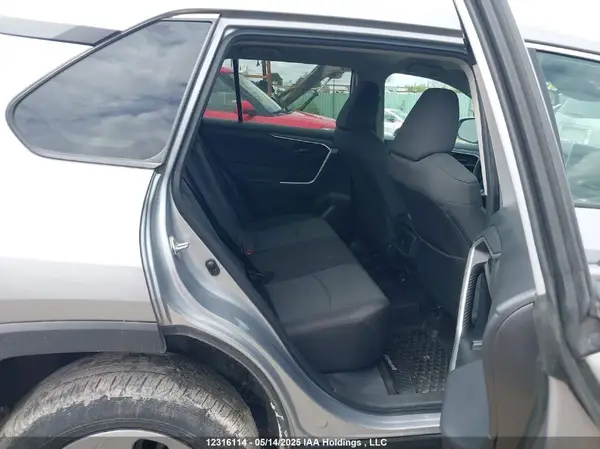 2T3B1RFV9PC379942 2023 TOYOTA RAV 4 - Image 8