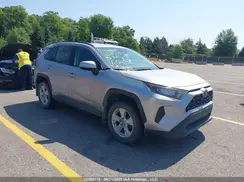 2T3B1RFVXKW014547 2019 TOYOTA RAV 4
