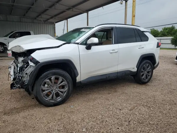 2T3B6RFV0RW047746 2024 TOYOTA RAV 4 - Image 1