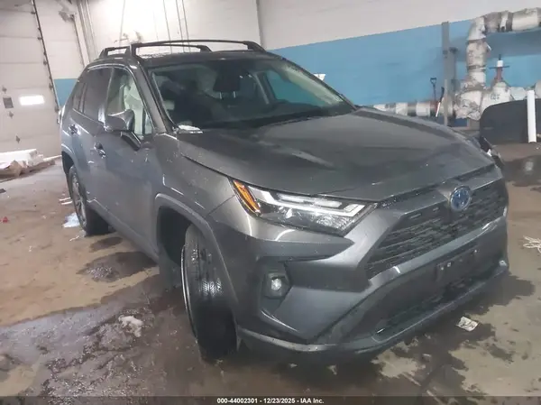 2T3B6RFV2RW072356 2024 TOYOTA RAV 4 - Image 1