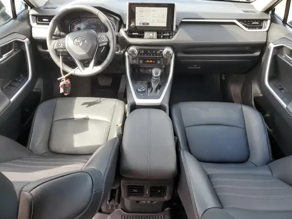 2T3B6RFV3RW048616 2024 TOYOTA RAV 4 - Image 8