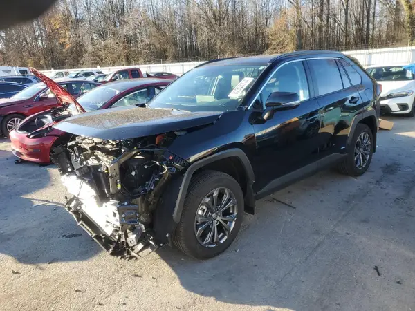 2T3B6RFV4RW065330 2024 TOYOTA RAV 4 - Image 1