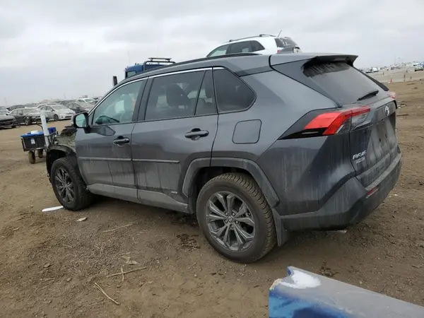 2T3B6RFV6RW048951 2024 TOYOTA RAV 4 - Image 2
