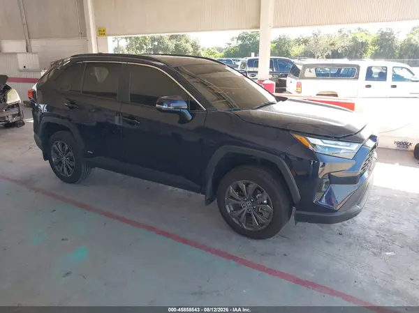 2T3B6RFV6SW089621 2025 TOYOTA RAV 4 - Image 1