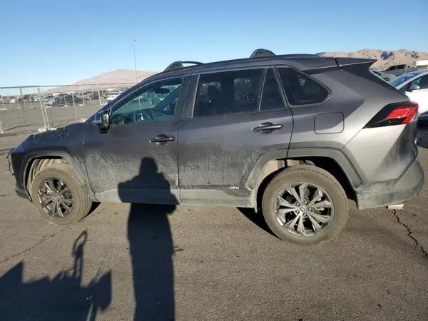 2T3B6RFV7RW047372 2024 TOYOTA RAV 4 - Image 2