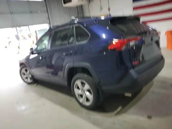 2T3B6RFV8MW008170 2021 TOYOTA RAV 4 - Image 2
