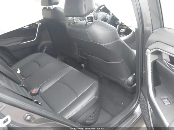 2T3B6RFV8RW062222 2024 TOYOTA RAV 4 - Image 8
