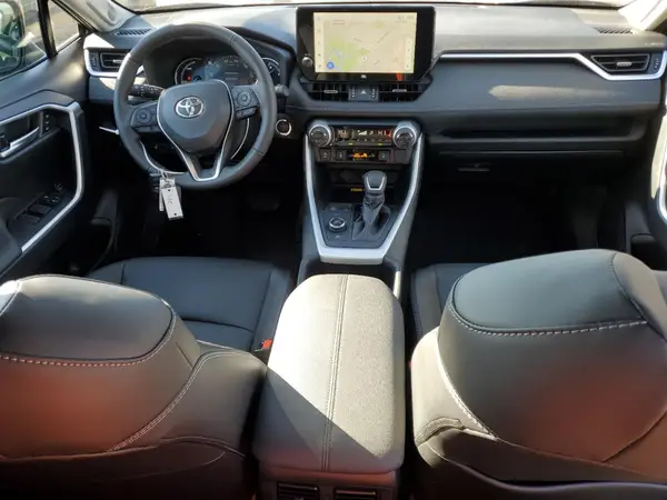 2T3B6RFV9RW076517 2024 TOYOTA RAV 4 - Image 8