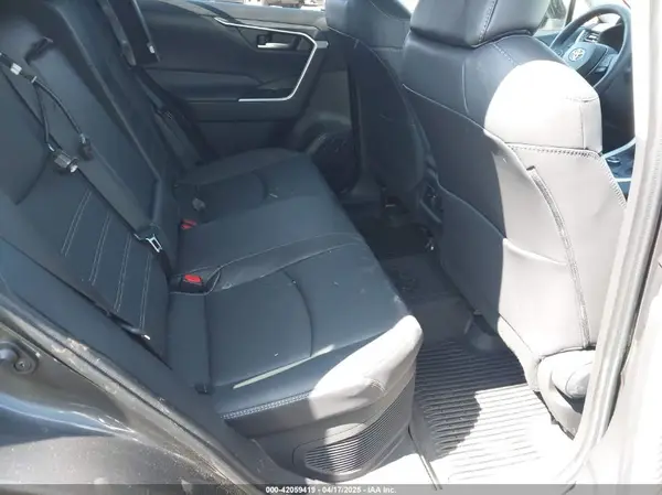 2T3B6RFVXRW082567 2024 TOYOTA RAV 4 - Image 8