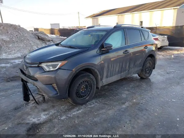 2T3BFREV0HW590465 2017 TOYOTA RAV 4 - Image 2