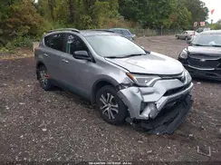 2T3BFREV0HW592071 2017 TOYOTA RAV 4