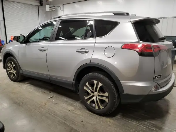 2T3BFREV0HW608981 2017 TOYOTA RAV 4 - Image 2
