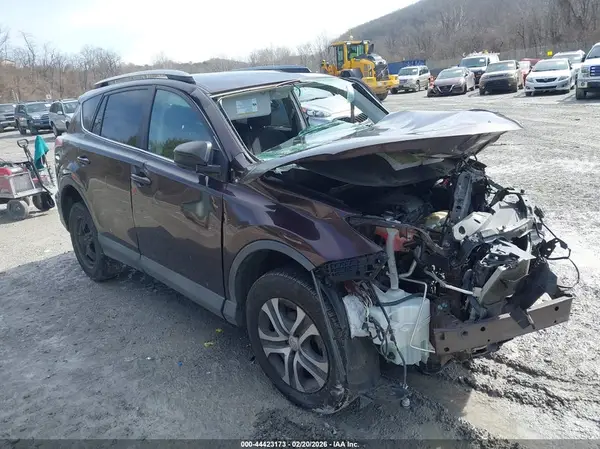 2T3BFREV0HW611458 2017 TOYOTA RAV 4 - Image 1
