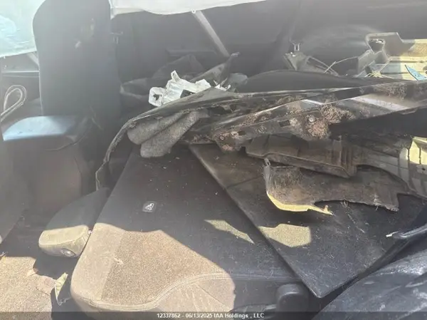 2T3BFREV0HW642435 2017 TOYOTA RAV 4 - Image 8