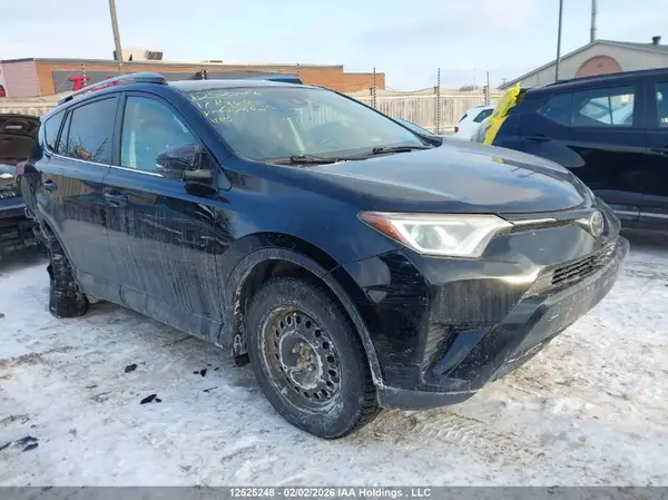 2T3BFREV0HW676620 2017 TOYOTA RAV 4 - Image 1