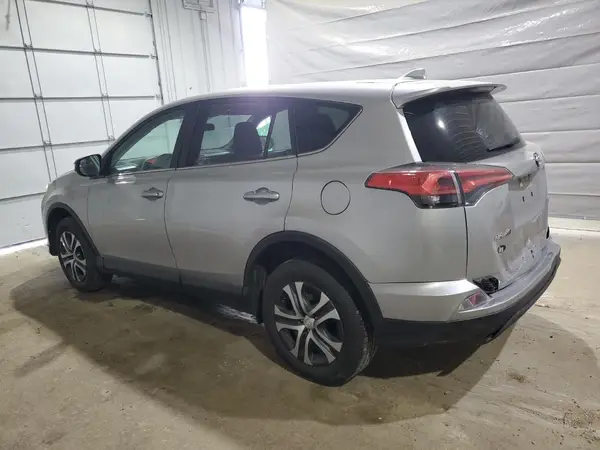 2T3BFREV0HW685074 2017 TOYOTA RAV 4 - Image 2