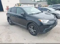 2T3BFREV0JW713039 2018 TOYOTA RAV 4