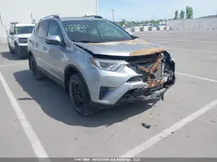 2T3BFREV0JW772494 2018 TOYOTA RAV 4