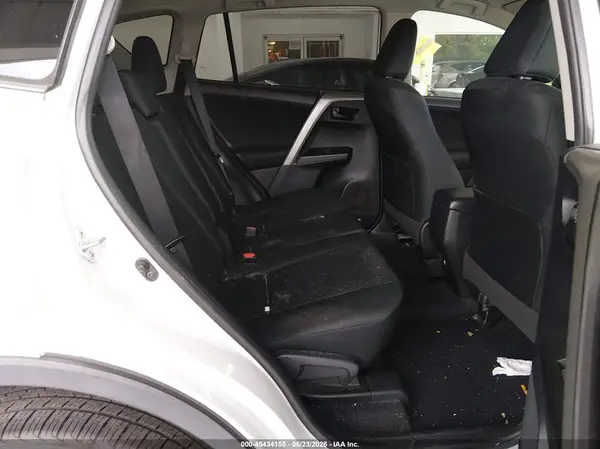 2T3BFREV0JW772995 2018 TOYOTA RAV 4 - Image 8