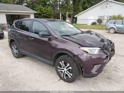 2T3BFREV0JW780627 2018 TOYOTA RAV 4