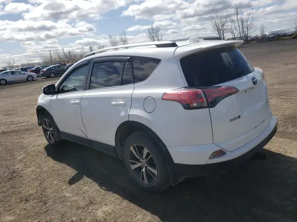 2T3BFREV0JW796987 2018 TOYOTA RAV 4 - Image 2