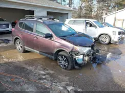 2T3BFREV0JW805252 2018 TOYOTA RAV 4